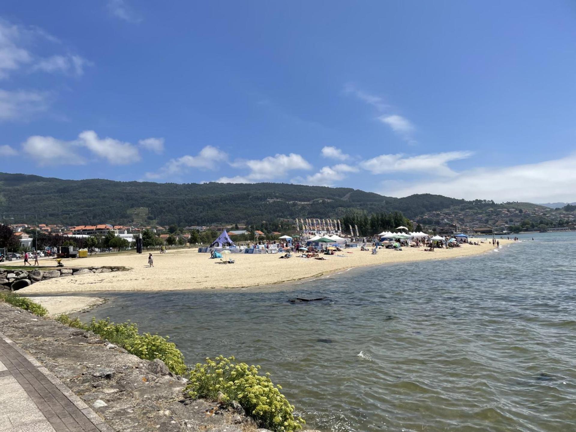 Atico Deluxe Muy Cerca De La Playa, Parking Gratis Lägenhet Moaña Exteriör bild